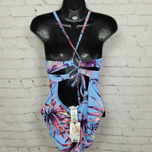 Jessica Simpson Palmy Days Cami One Piece Swimsuit - Picture 4 of 9